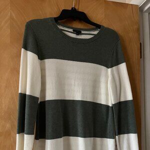 Talbots Women Sweater size M petite